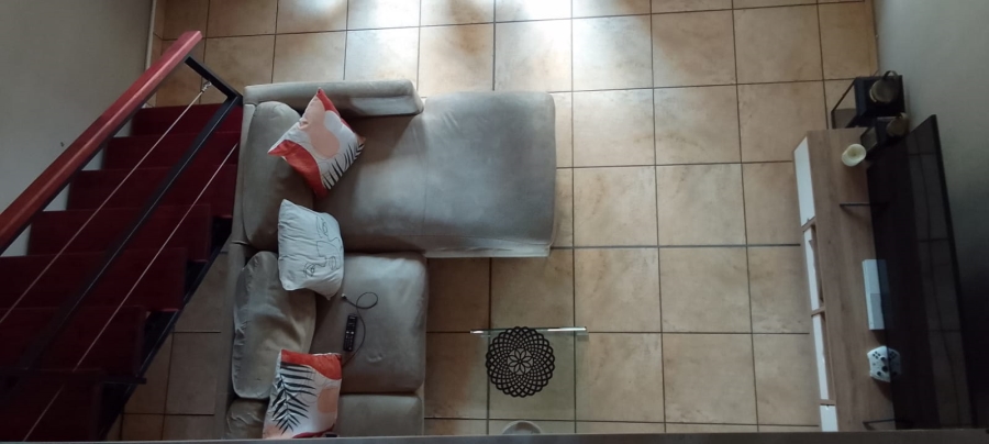 2 Bedroom Property for Sale in Waterval East North West